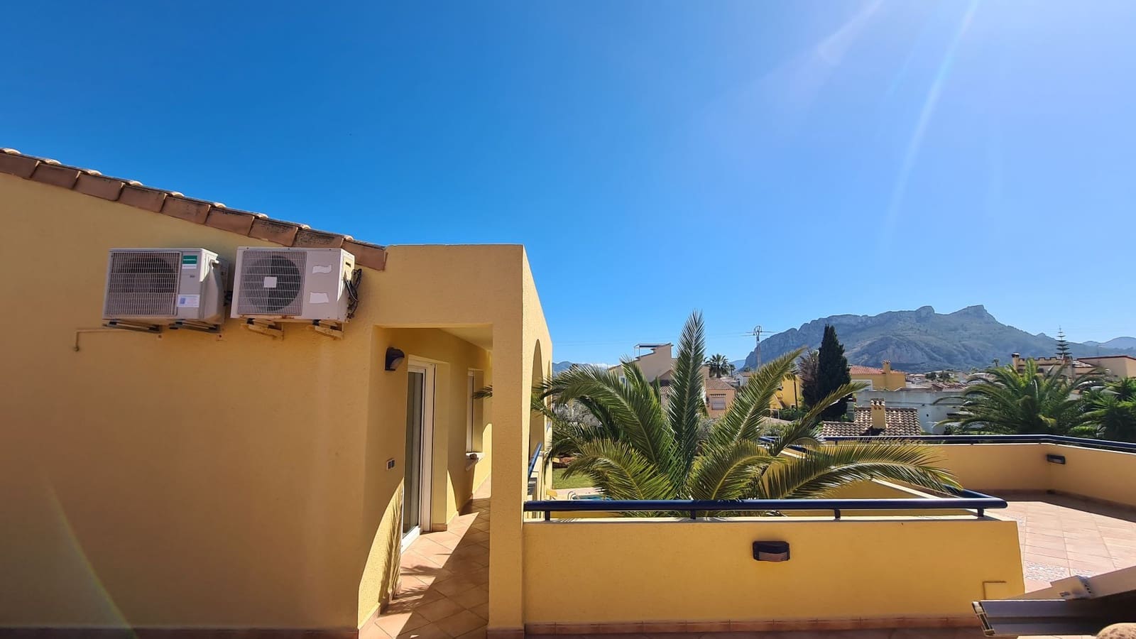 5 sypialnia Willa na sprzedaż w Els Poblets z basenem garażem - 848 000 € (Ref: 9072057)