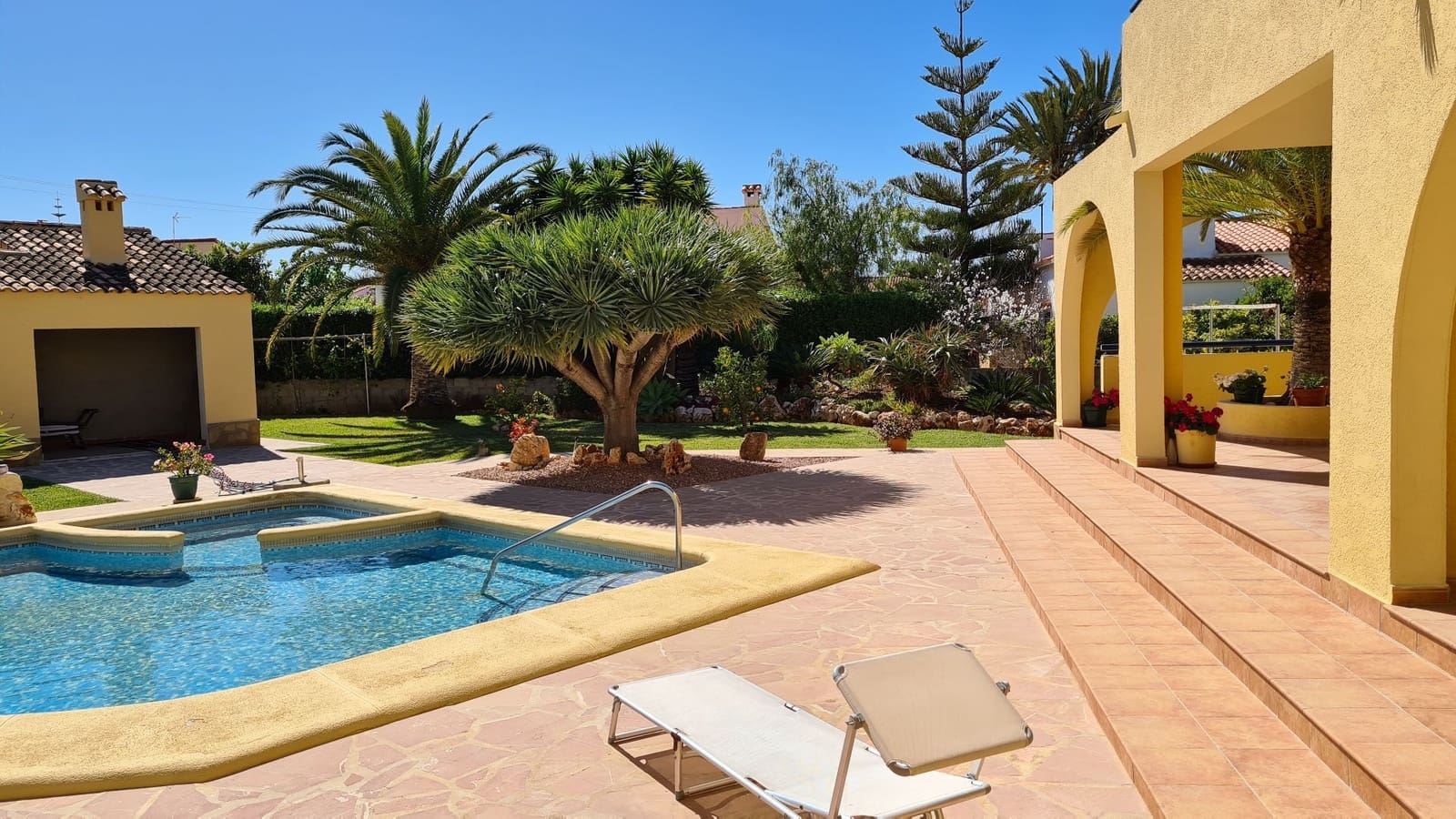 5 sypialnia Willa na sprzedaż w Els Poblets z basenem garażem - 848 000 € (Ref: 9072057)