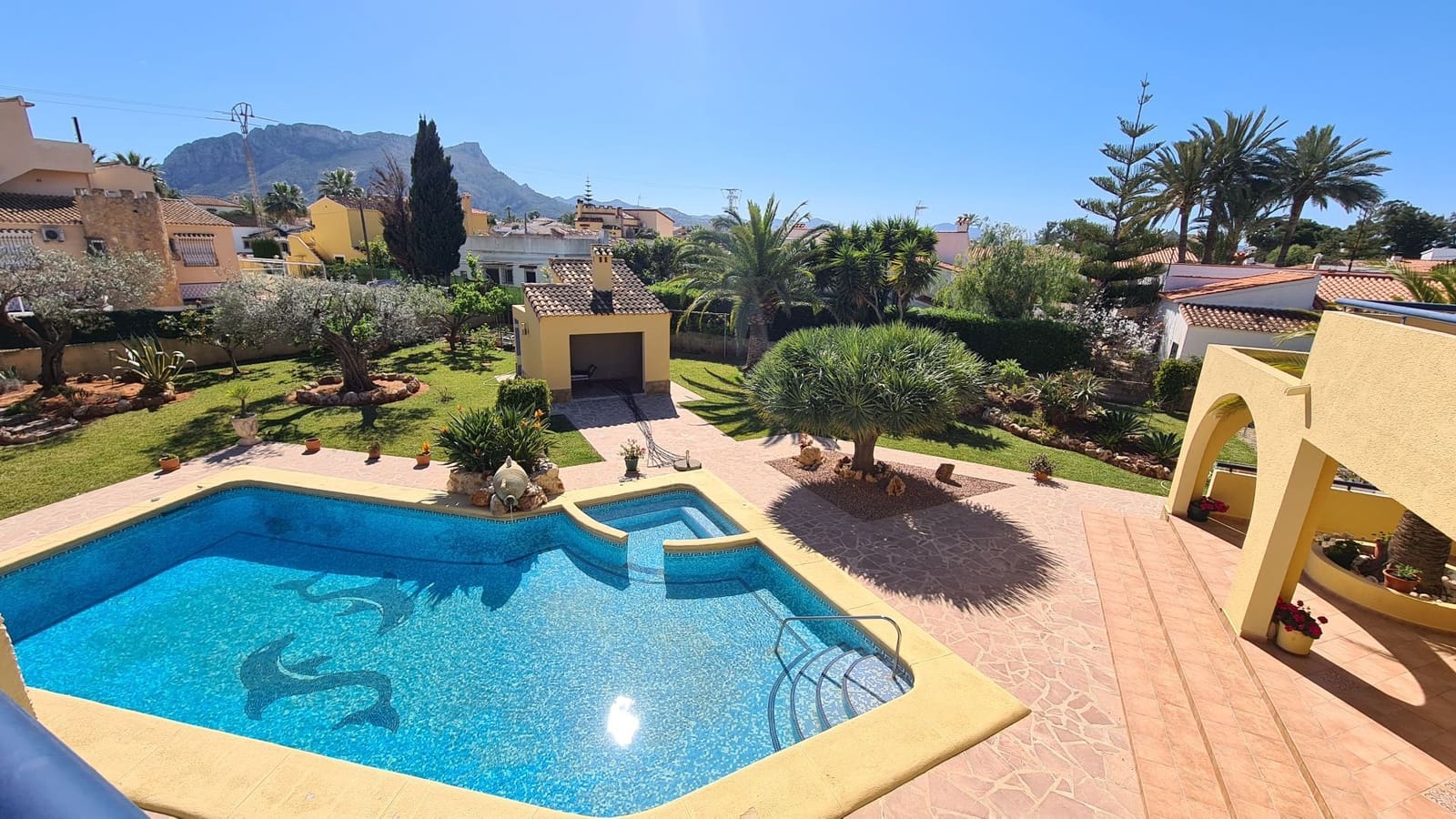 5 sypialnia Willa na sprzedaż w Els Poblets z basenem garażem - 848 000 € (Ref: 9072057)