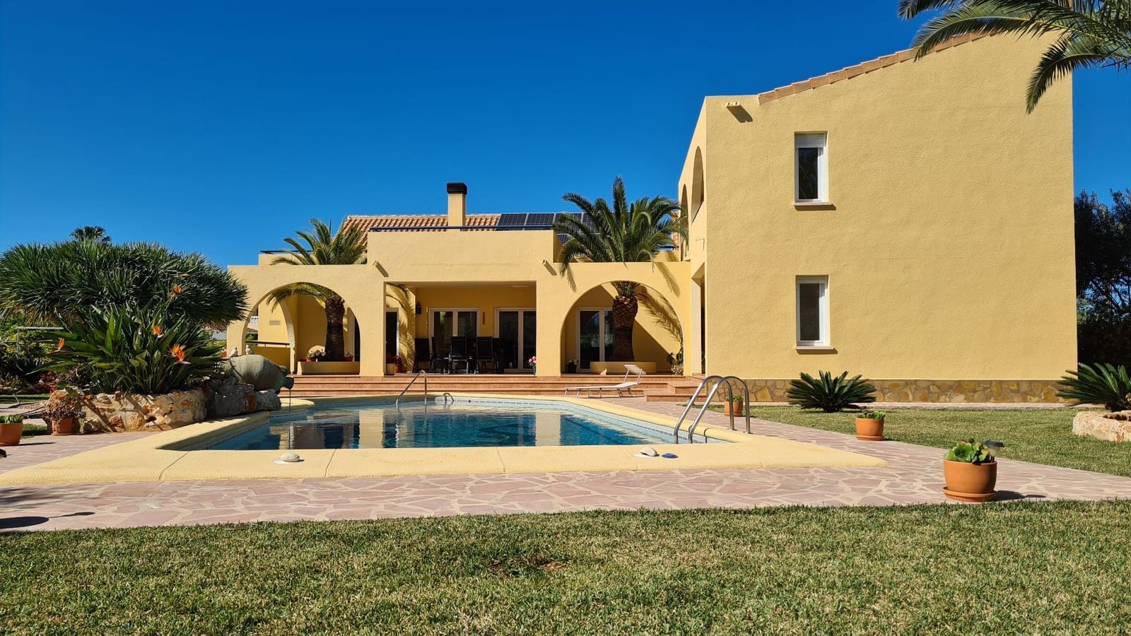 5 sypialnia Willa na sprzedaż w Els Poblets z basenem garażem - 848 000 € (Ref: 9072057)