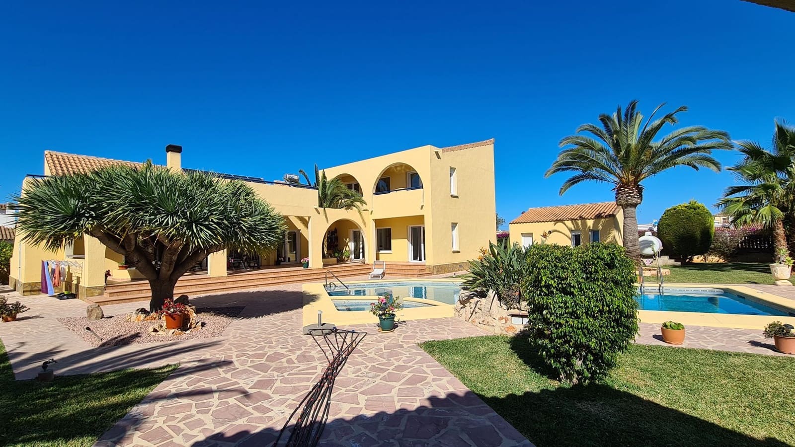 5 sypialnia Willa na sprzedaż w Els Poblets z basenem garażem - 848 000 € (Ref: 9072057)