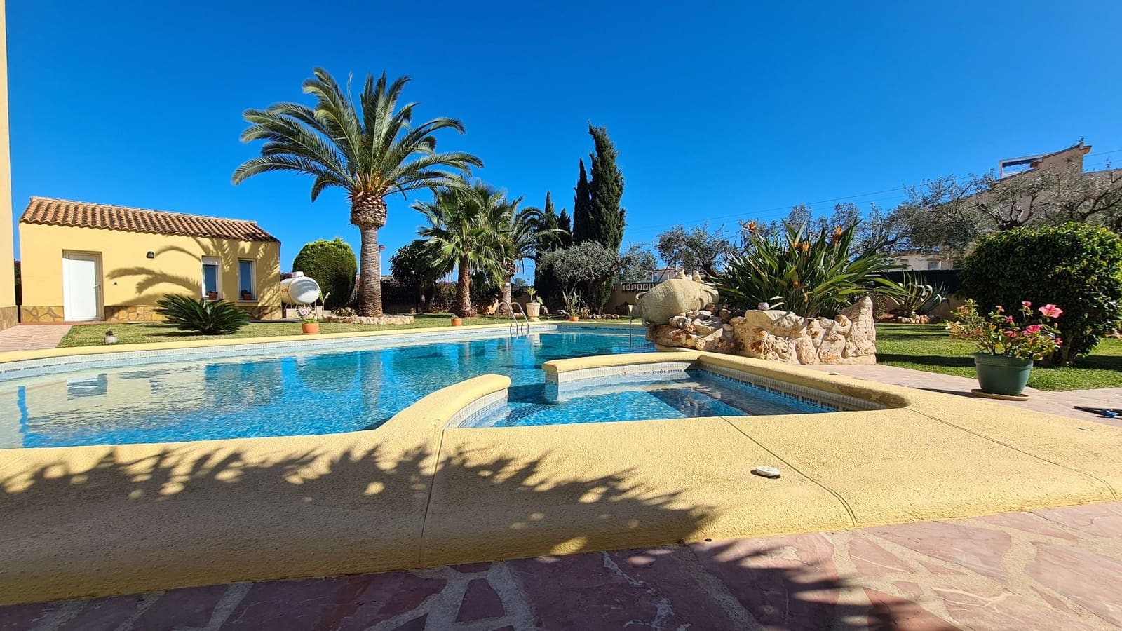 5 sypialnia Willa na sprzedaż w Els Poblets z basenem garażem - 848 000 € (Ref: 9072057)