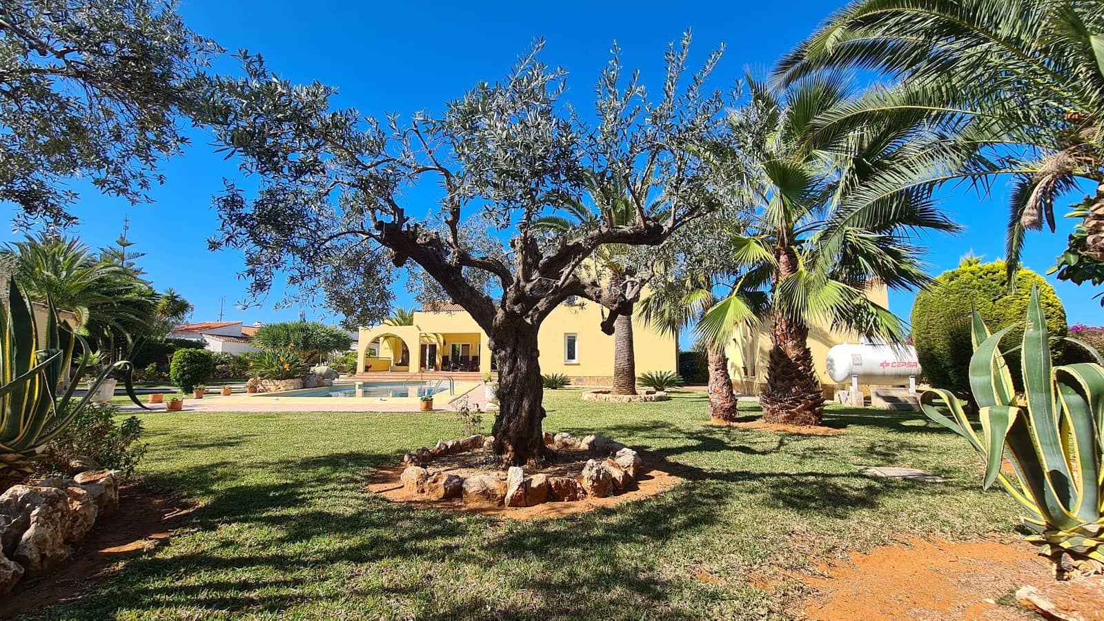 5 sypialnia Willa na sprzedaż w Els Poblets z basenem garażem - 848 000 € (Ref: 9072057)