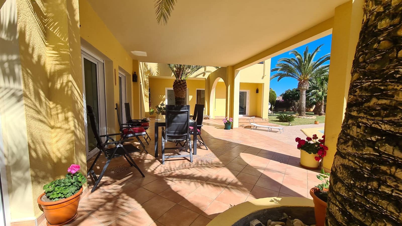 5 sypialnia Willa na sprzedaż w Els Poblets z basenem garażem - 848 000 € (Ref: 9072057)