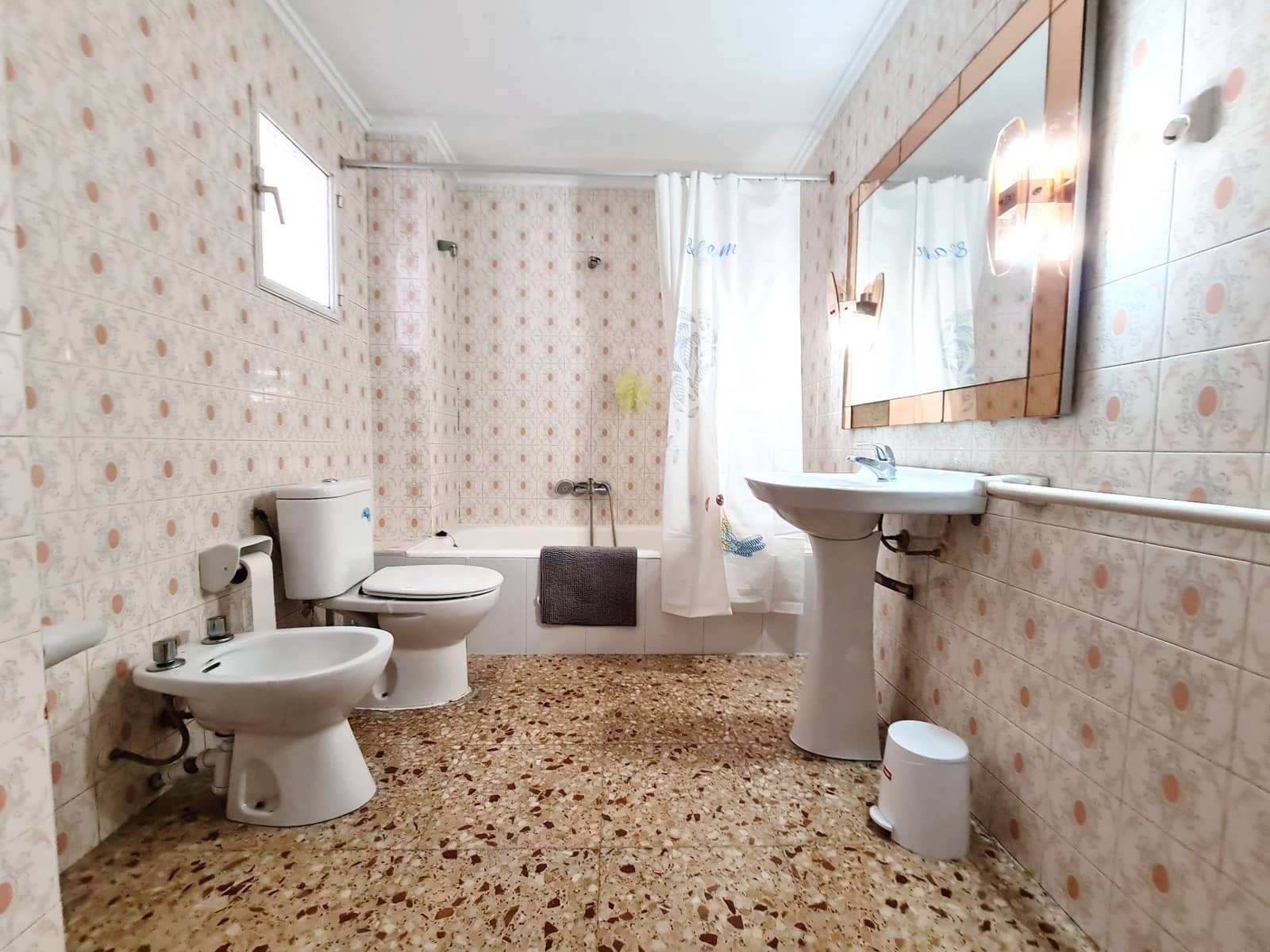 3 makuuhuone Asunto vuokrattavana paikassa Oliva - 750 € (Ref: 9072060)