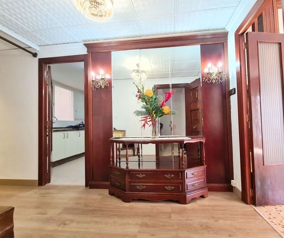 3 makuuhuone Asunto vuokrattavana paikassa Oliva Pueblo, Oliva - 750 € (Ref: 9072060)