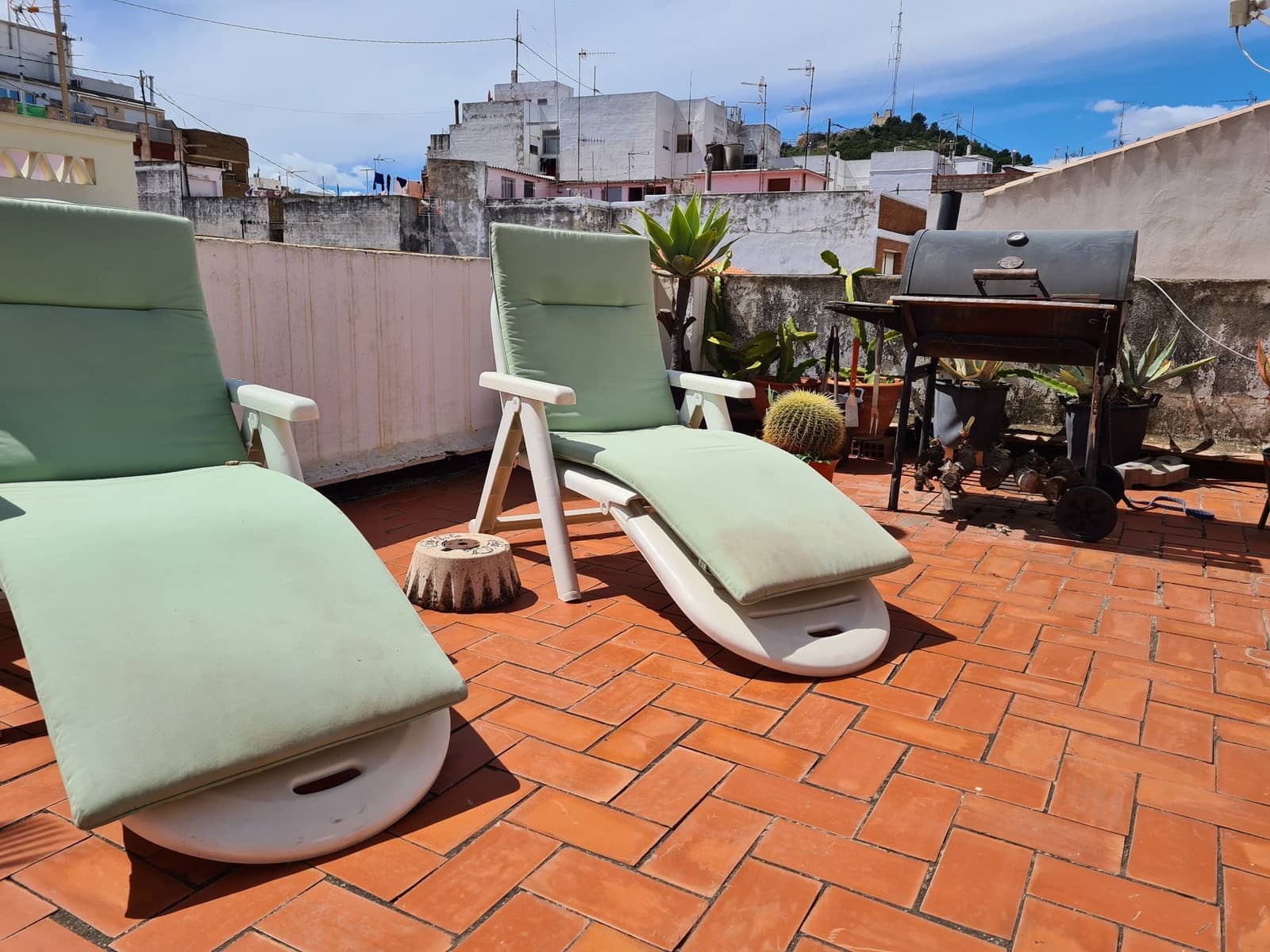 3 makuuhuone Asunto vuokrattavana paikassa Oliva - 750 € (Ref: 9072060)