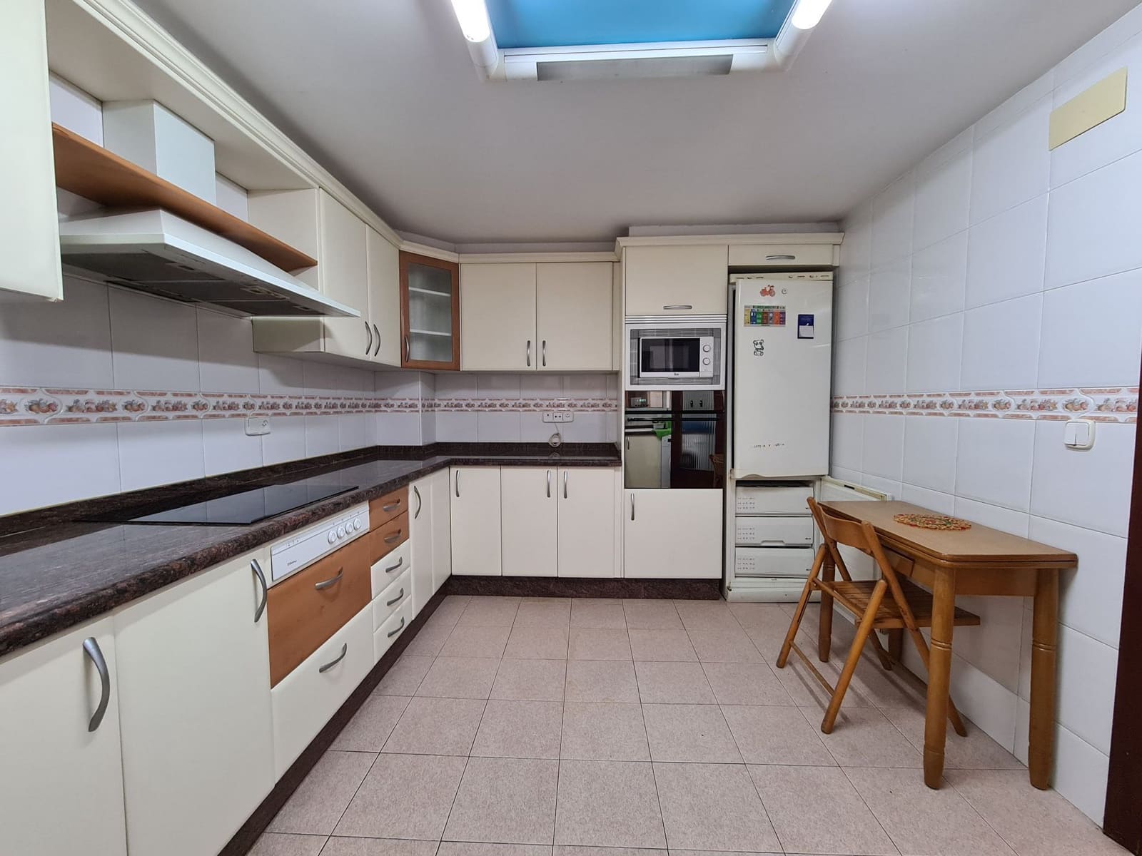 3 makuuhuone Asunto vuokrattavana paikassa Oliva - 750 € (Ref: 9072060)