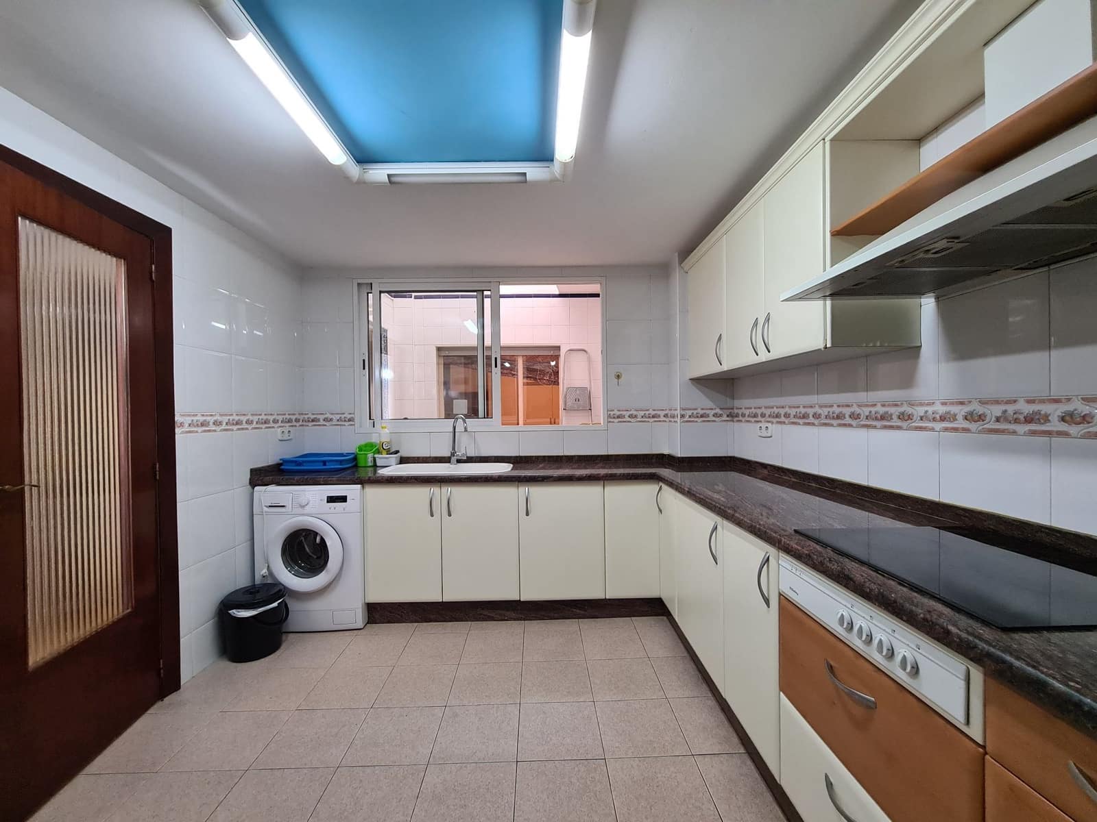 3 makuuhuone Asunto vuokrattavana paikassa Oliva - 750 € (Ref: 9072060)