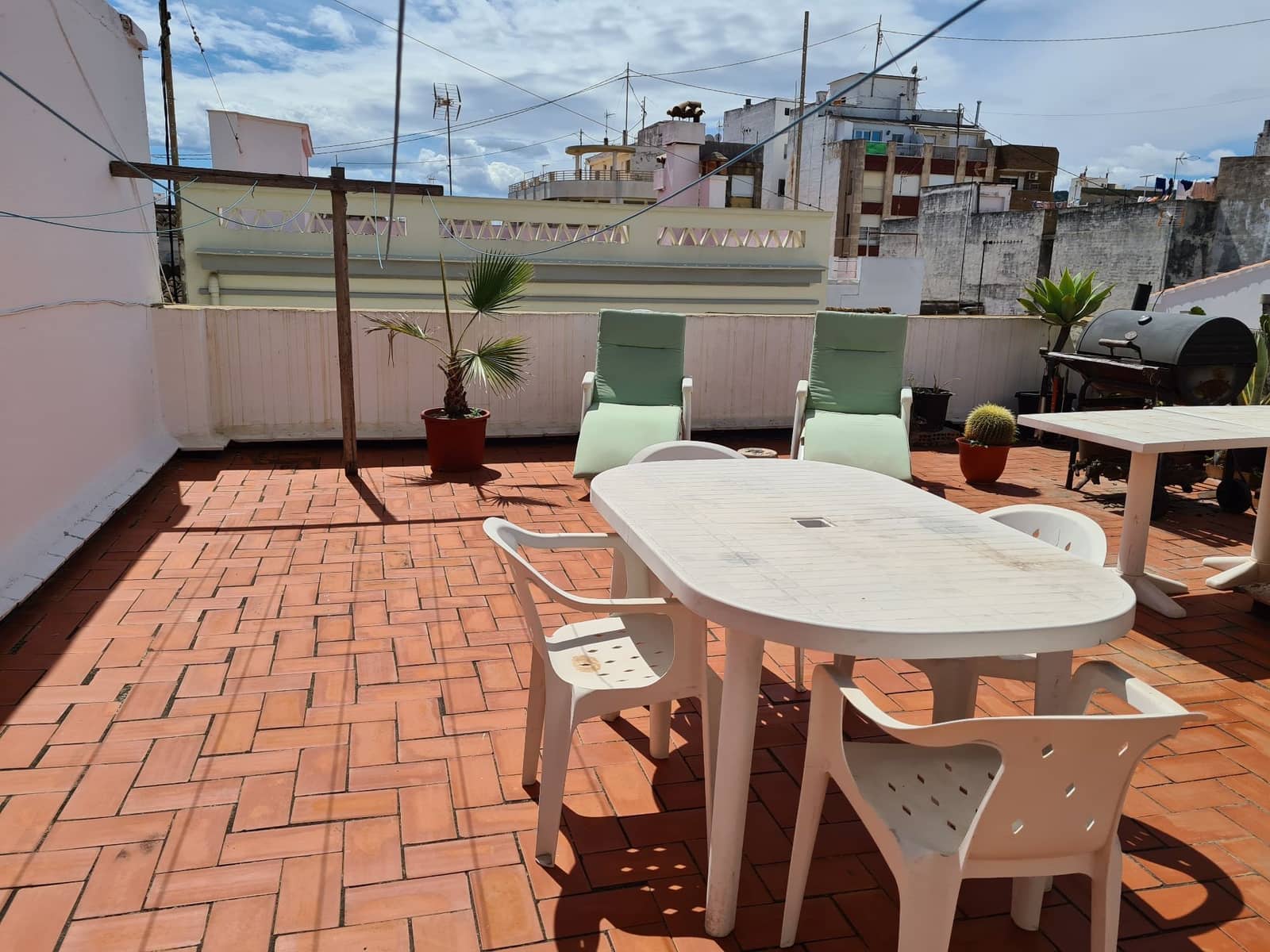 3 makuuhuone Asunto vuokrattavana paikassa Oliva - 750 € (Ref: 9072060)