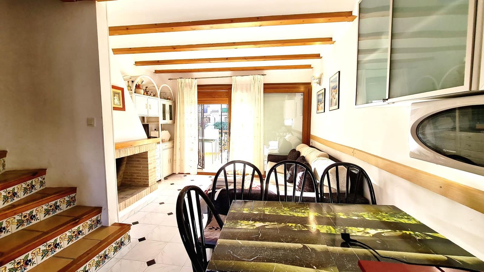 2 bedroom Townhouse for rent in Denia with pool garage - € 1,300 (Ref: 9072065)