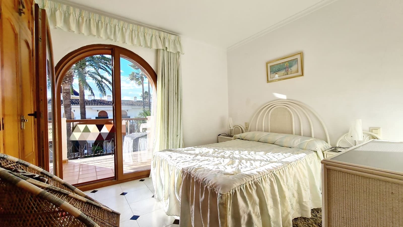2 bedroom Townhouse for rent in Denia with pool garage - € 1,300 (Ref: 9072065)