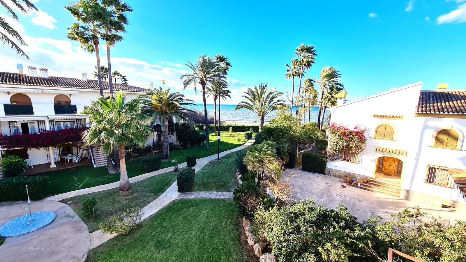 2 bedroom Townhouse for rent in Denia with pool garage - € 1,300 (Ref: 9072065)