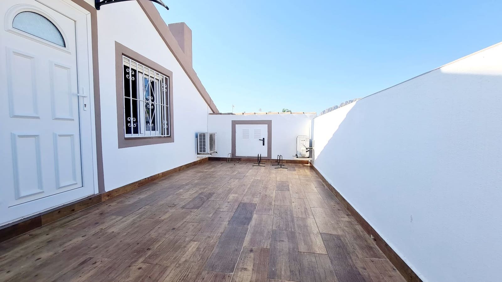 3 soveværelse Semi-Rækkehus til salg i El Vergel / Verger med swimmingpool garage - € 320.000 (Ref: 9072069)