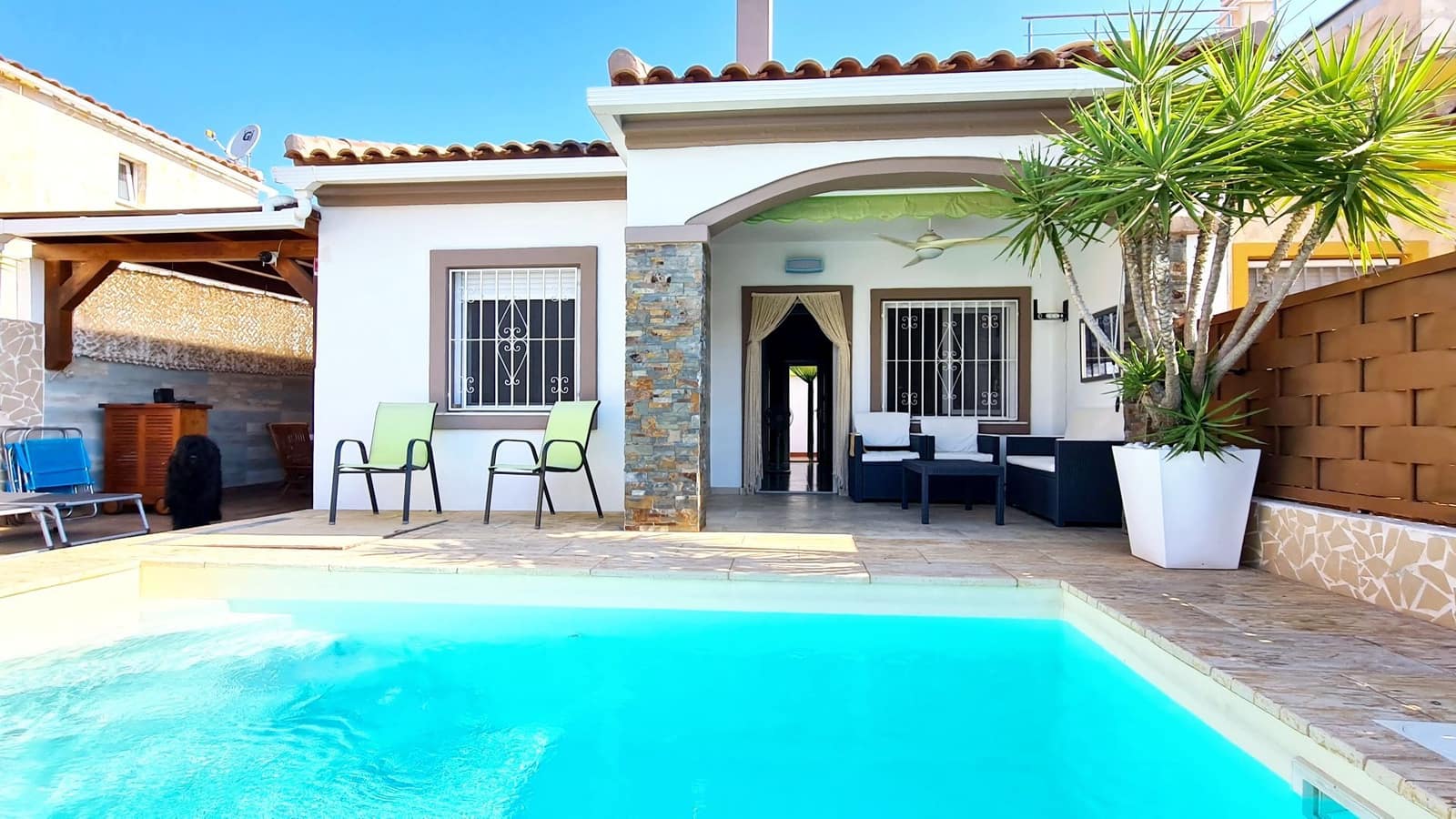 3 soveværelse Semi-Rækkehus til salg i El Vergel / Verger med swimmingpool garage - € 320.000 (Ref: 9072069)