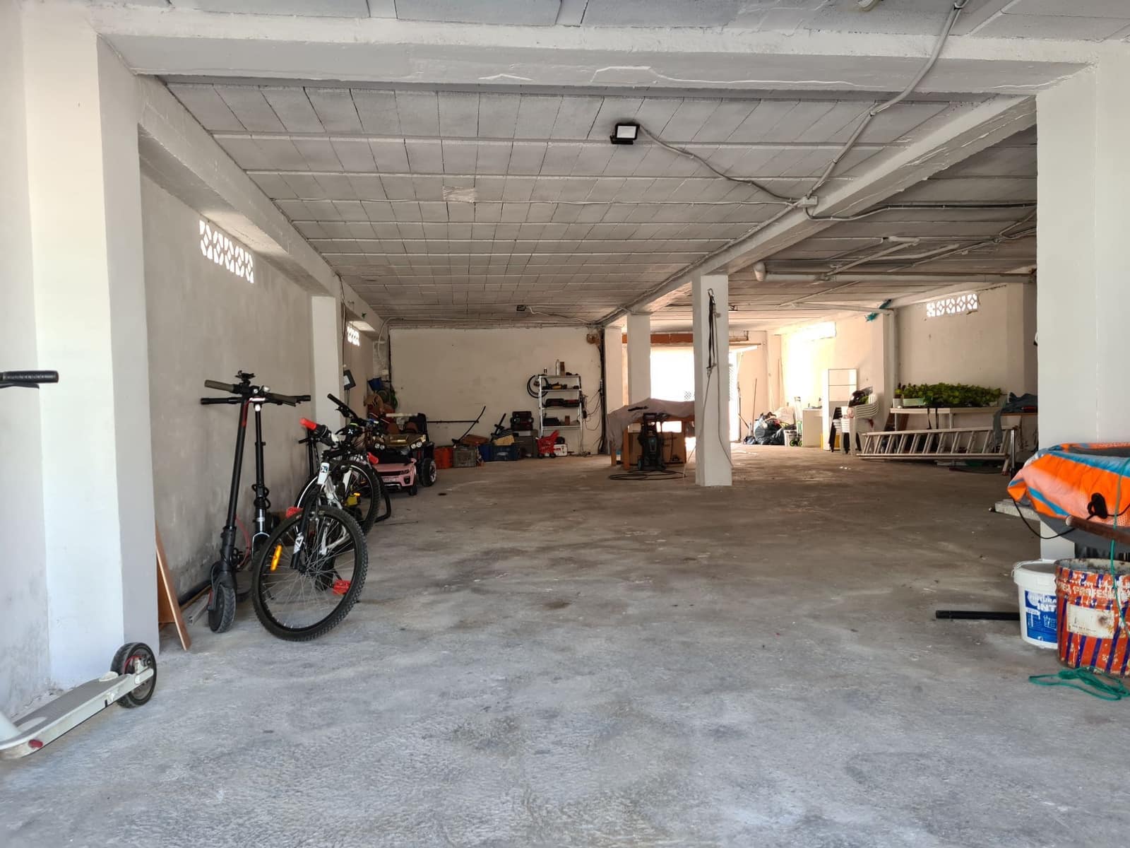 5 soveværelse Villa til salg i Oliva med garage - € 370.000 (Ref: 9072073)