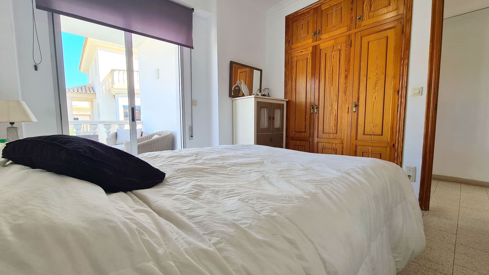 5 soveværelse Villa til salg i Oliva med garage - € 370.000 (Ref: 9072073)