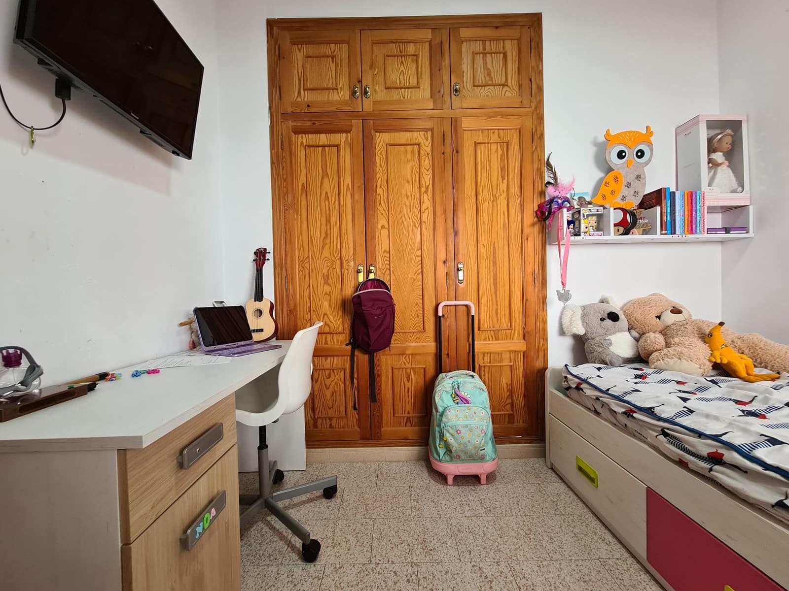 5 soveværelse Villa til salg i Oliva med garage - € 370.000 (Ref: 9072073)