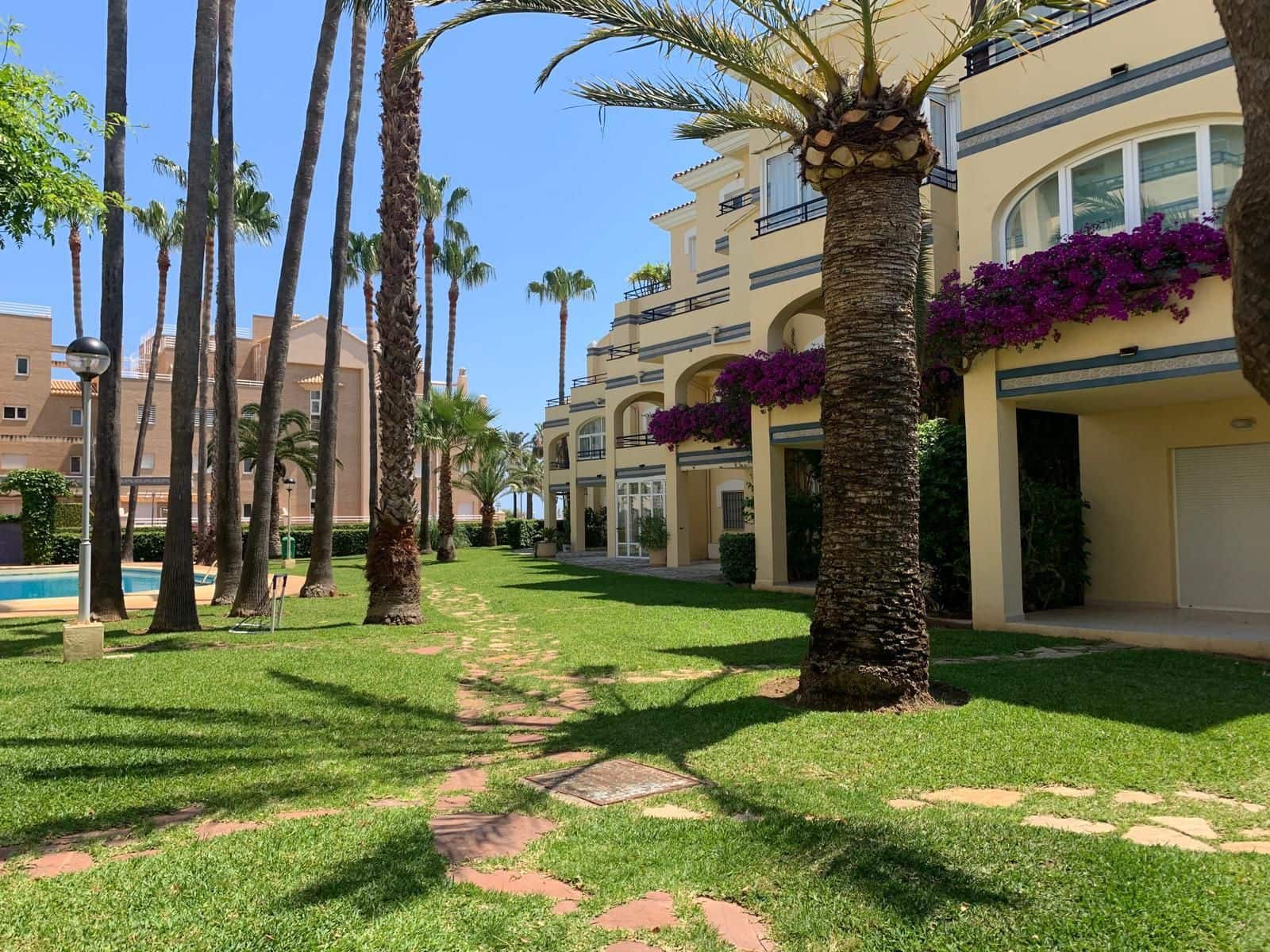 2 bedroom Apartment for sale in Denia with pool garage - € 295,000 (Ref: 9072074)