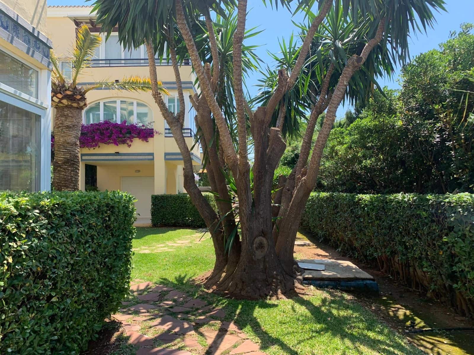 2 bedroom Apartment for sale in Denia with pool garage - € 295,000 (Ref: 9072074)