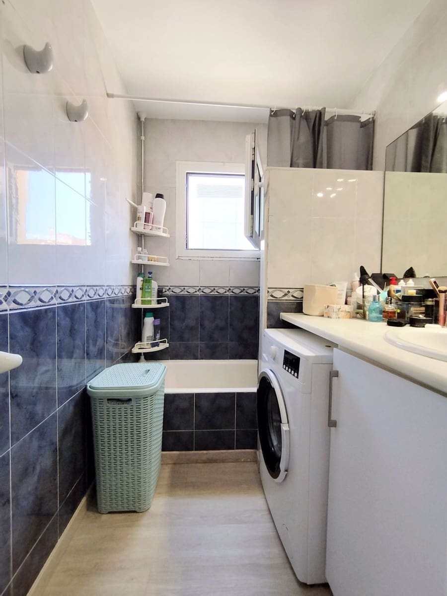 2 bedroom Apartment for sale in Denia with pool garage - € 295,000 (Ref: 9072074)