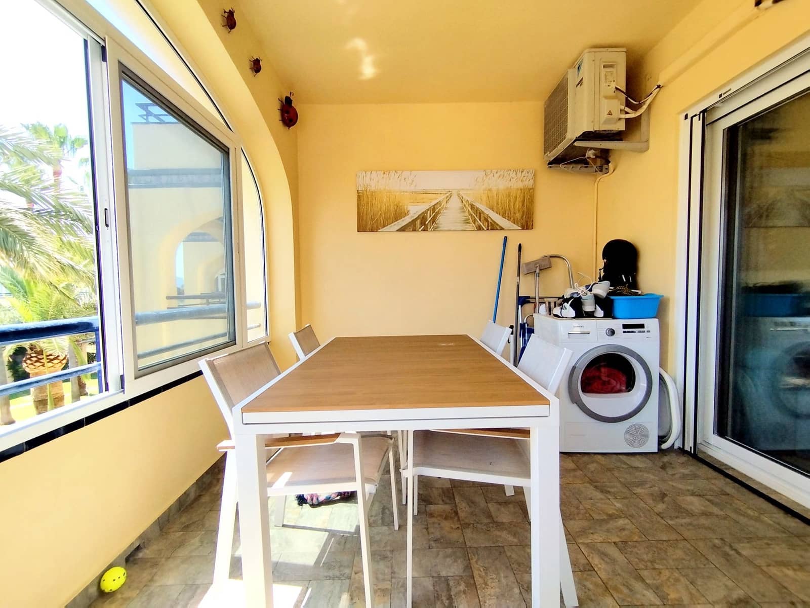 2 bedroom Apartment for sale in Denia with pool garage - € 295,000 (Ref: 9072074)
