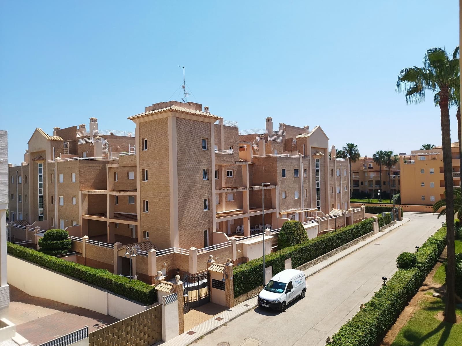 2 bedroom Apartment for sale in Denia with pool garage - € 295,000 (Ref: 9072074)