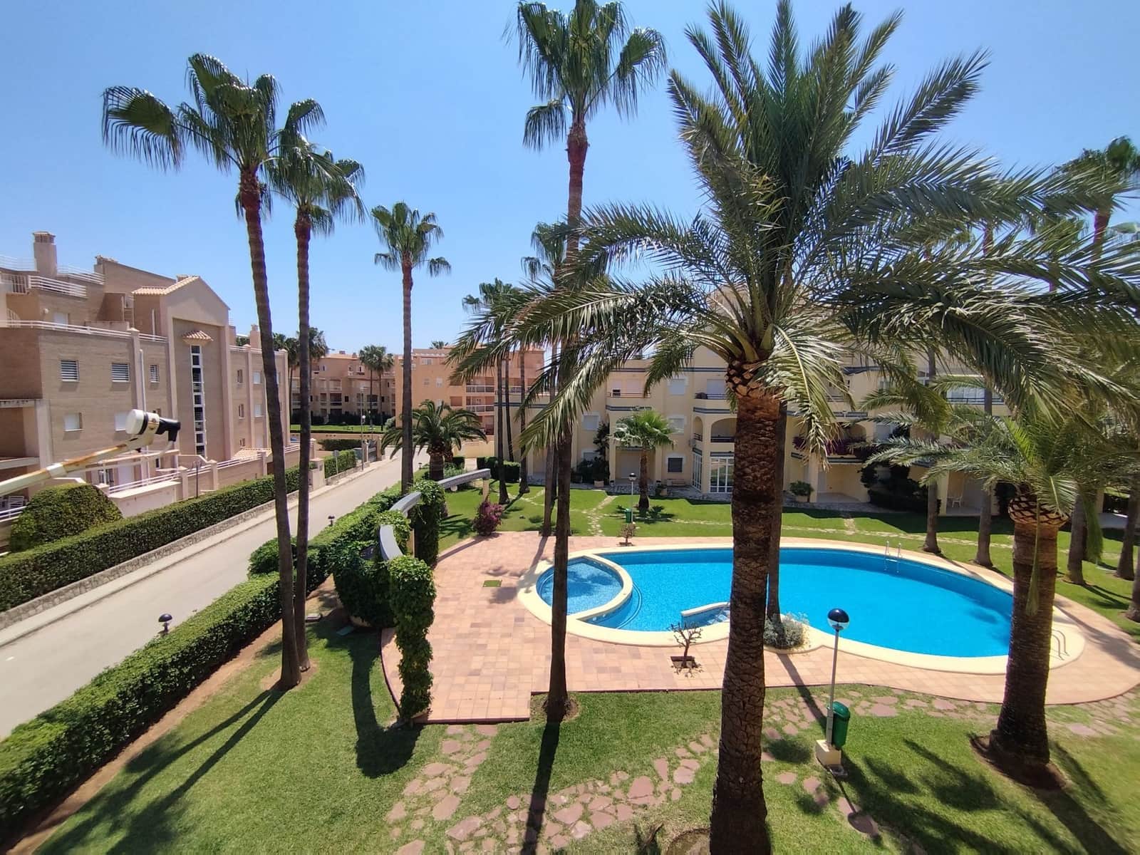 2 bedroom Apartment for sale in Denia with pool garage - € 295,000 (Ref: 9072074)
