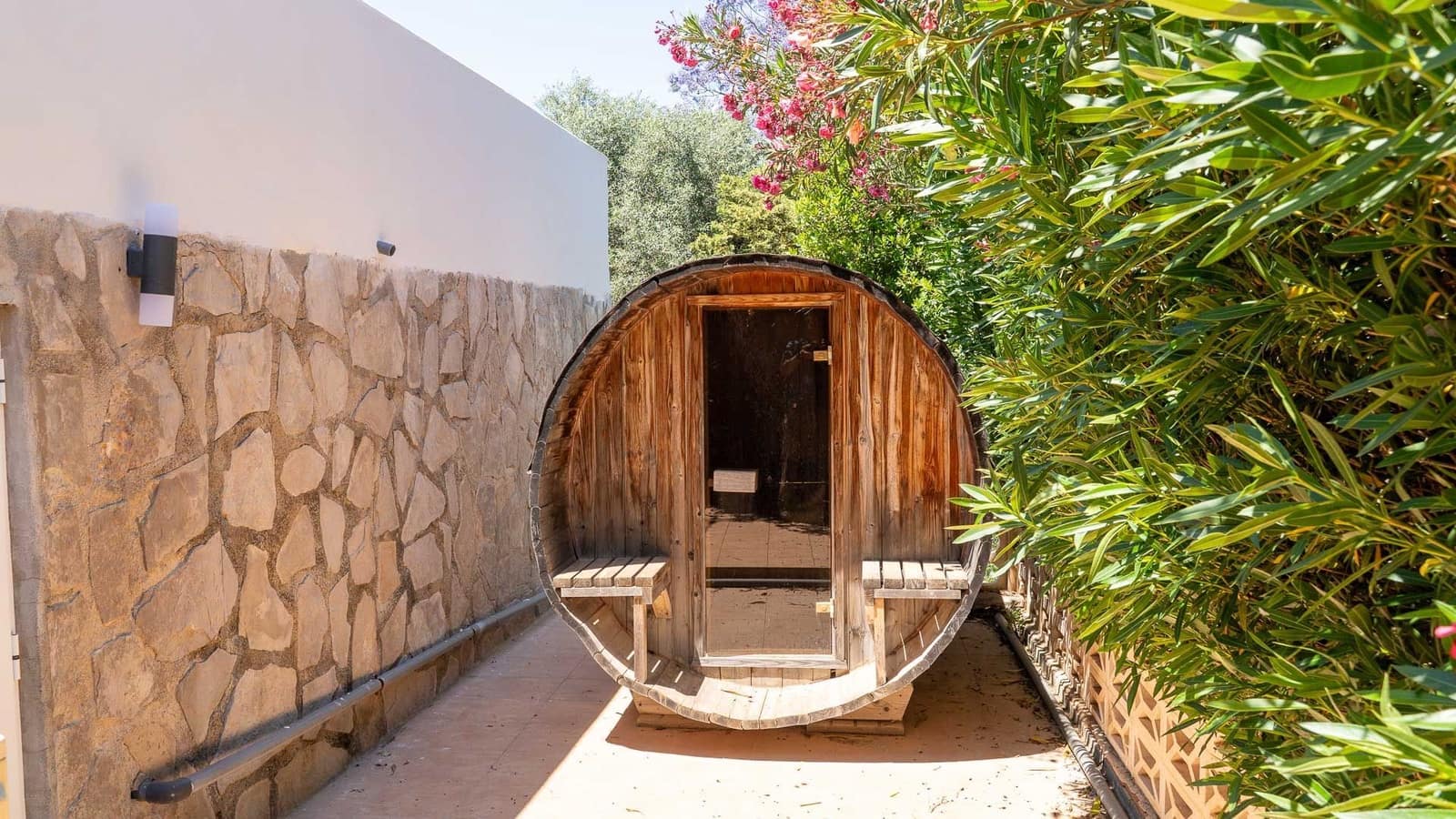 4 soveværelse Villa til salg i Denia med swimmingpool garage - € 1.390.000 (Ref: 9072076)