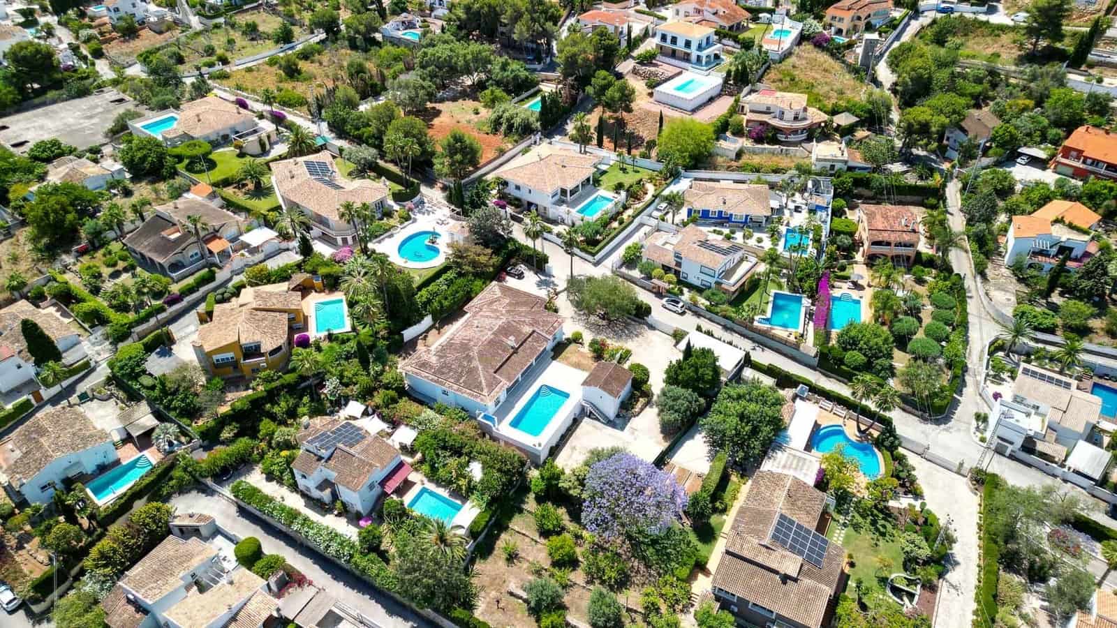 4 soveværelse Villa til salg i Denia med swimmingpool garage - € 1.390.000 (Ref: 9072076)