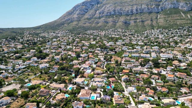 4 soveværelse Villa til salg i Las Rotas / Les Rotes, Dénia med swimmingpool garage - € 1.390.000 (Ref: 9072076)