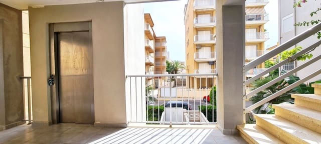 4 bedroom Apartment for sale in Miramar with garage - € 140,000 (Ref: 9072079)