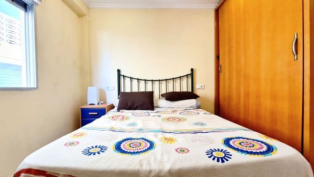 4 bedroom Apartment for sale in Miramar with garage - € 140,000 (Ref: 9072079)