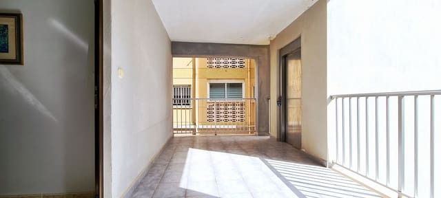 4 bedroom Apartment for sale in Miramar with garage - € 140,000 (Ref: 9072079)