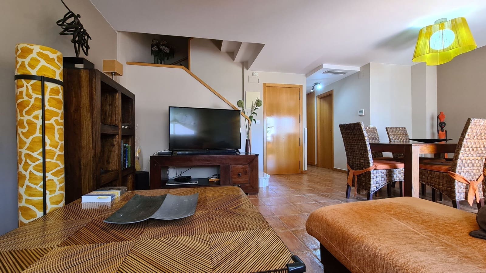 5 soveværelse Semi-Rækkehus til salg i Miramar med garage - € 251.000 (Ref: 9072082)