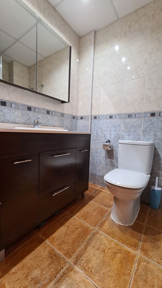 5 soveværelse Semi-Rækkehus til salg i Miramar med garage - € 251.000 (Ref: 9072082)