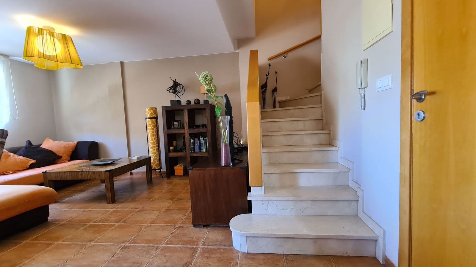 5 soveværelse Semi-Rækkehus til salg i Miramar med garage - € 251.000 (Ref: 9072082)