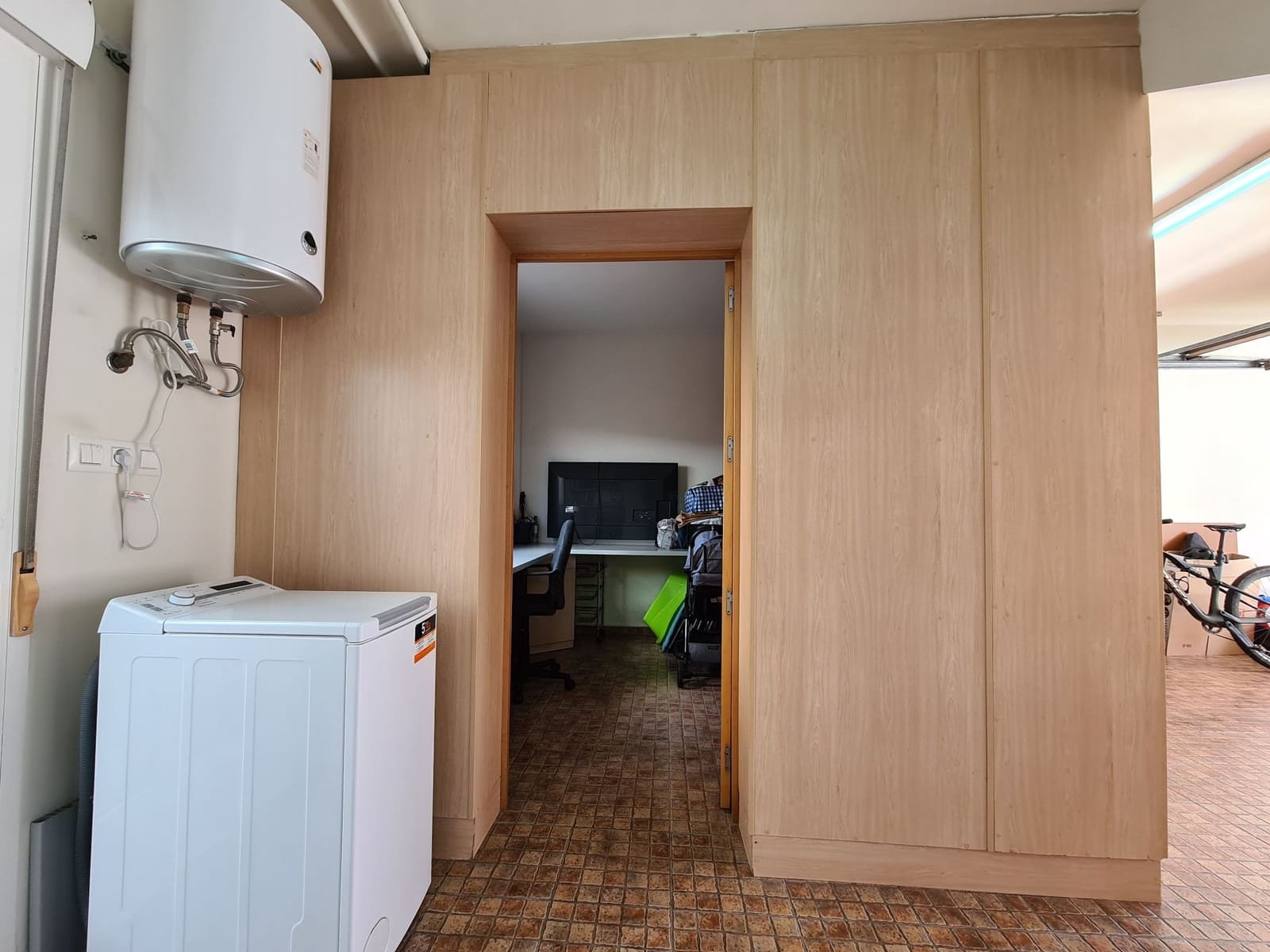 5 soveværelse Semi-Rækkehus til salg i Miramar med garage - € 251.000 (Ref: 9072082)