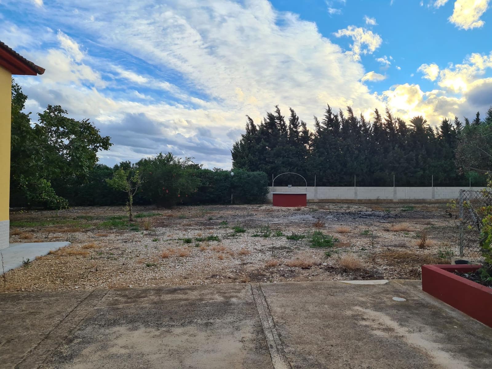 6 slaapkamer Villa te koop in Els Poblets met zwembad garage - € 830.000 (Ref: 9072083)