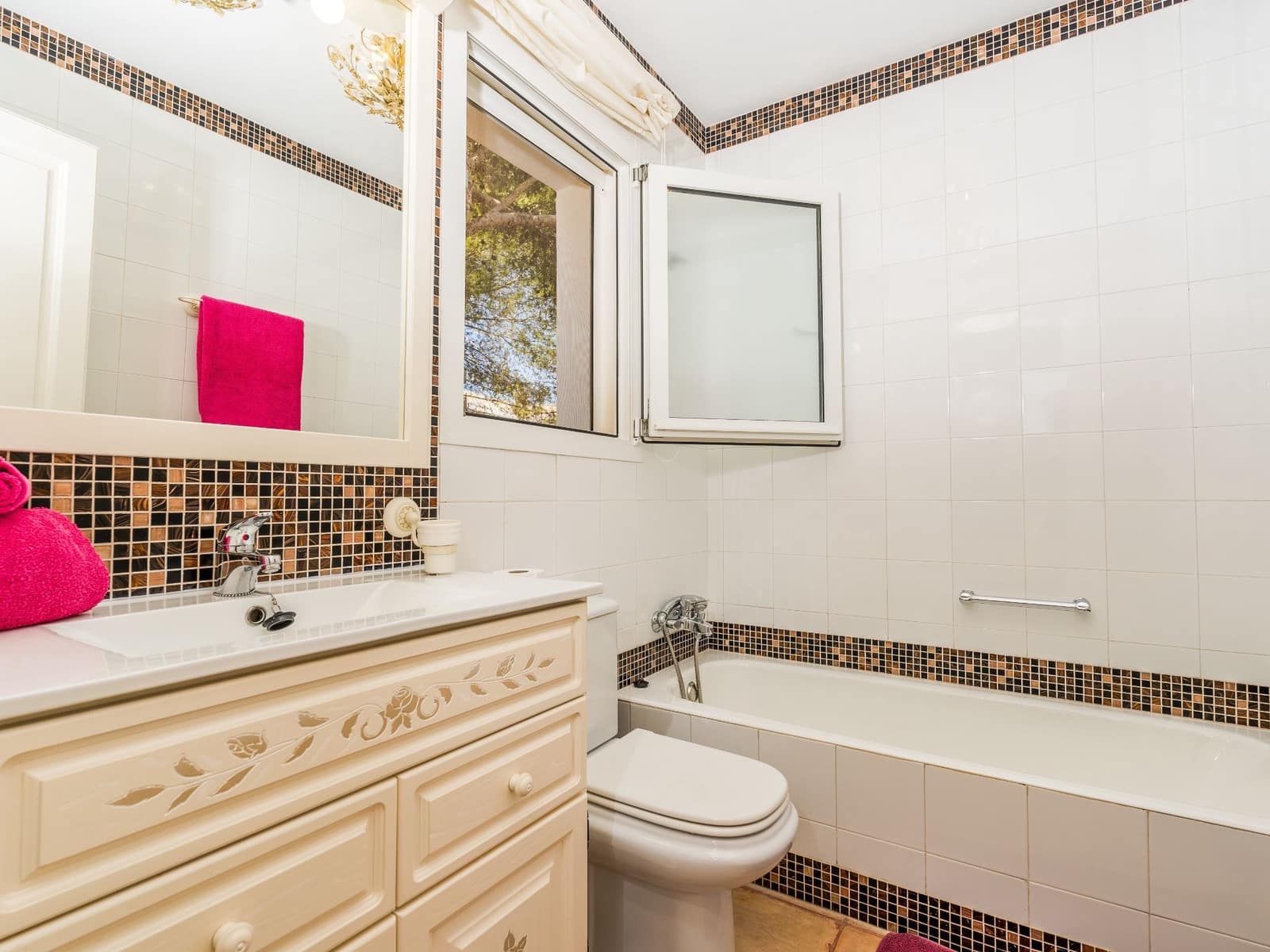 4 bedroom Villa for sale in Javea / Xabia with pool garage - € 3,500,000 (Ref: 9072085)