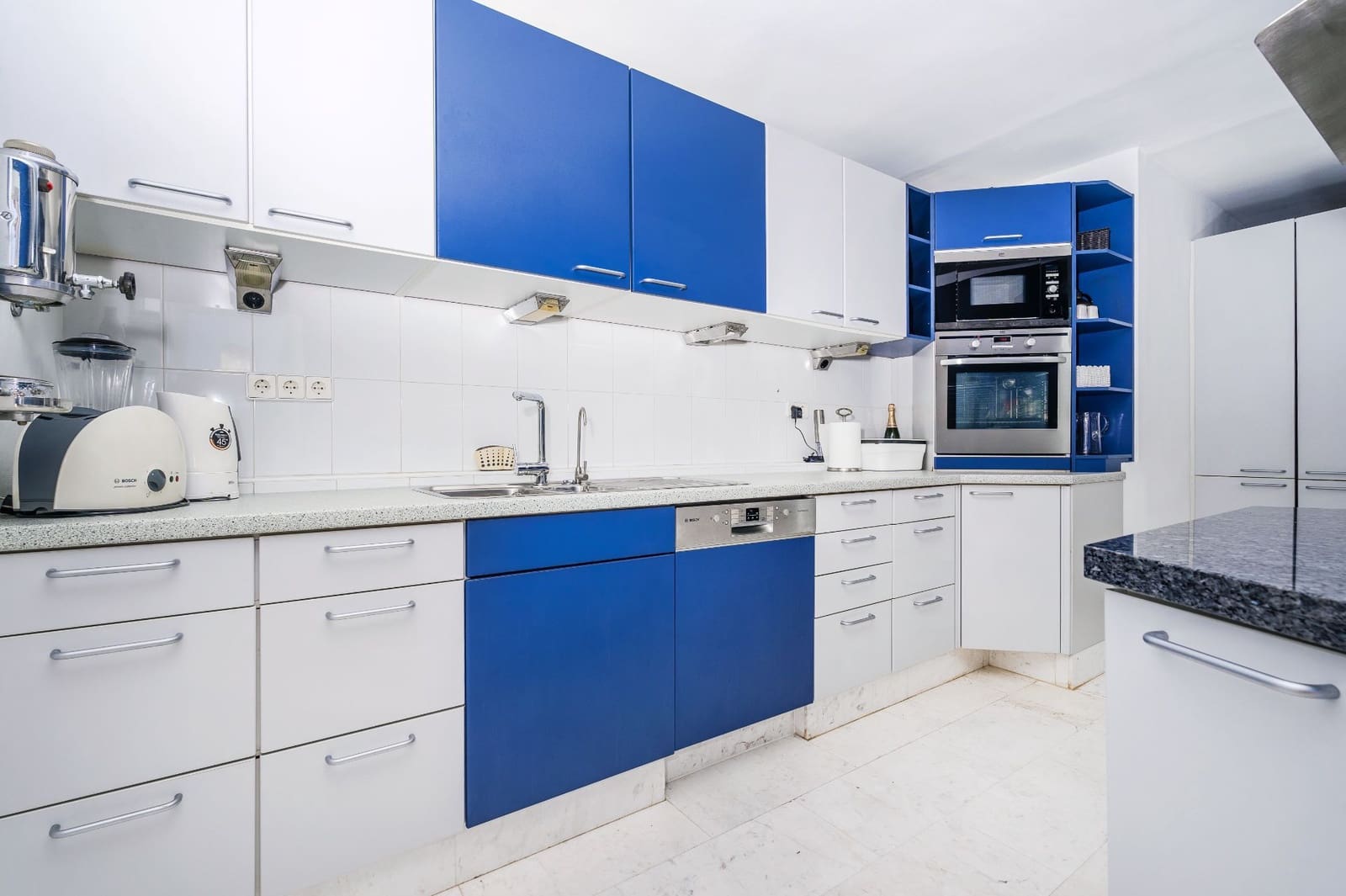 4 bedroom Villa for sale in Javea / Xabia with pool garage - € 3,500,000 (Ref: 9072085)