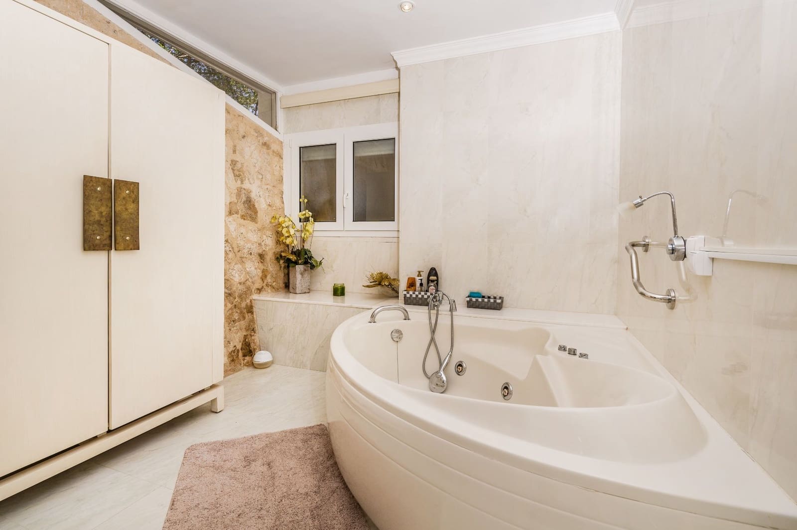 4 bedroom Villa for sale in Javea / Xabia with pool garage - € 3,500,000 (Ref: 9072085)