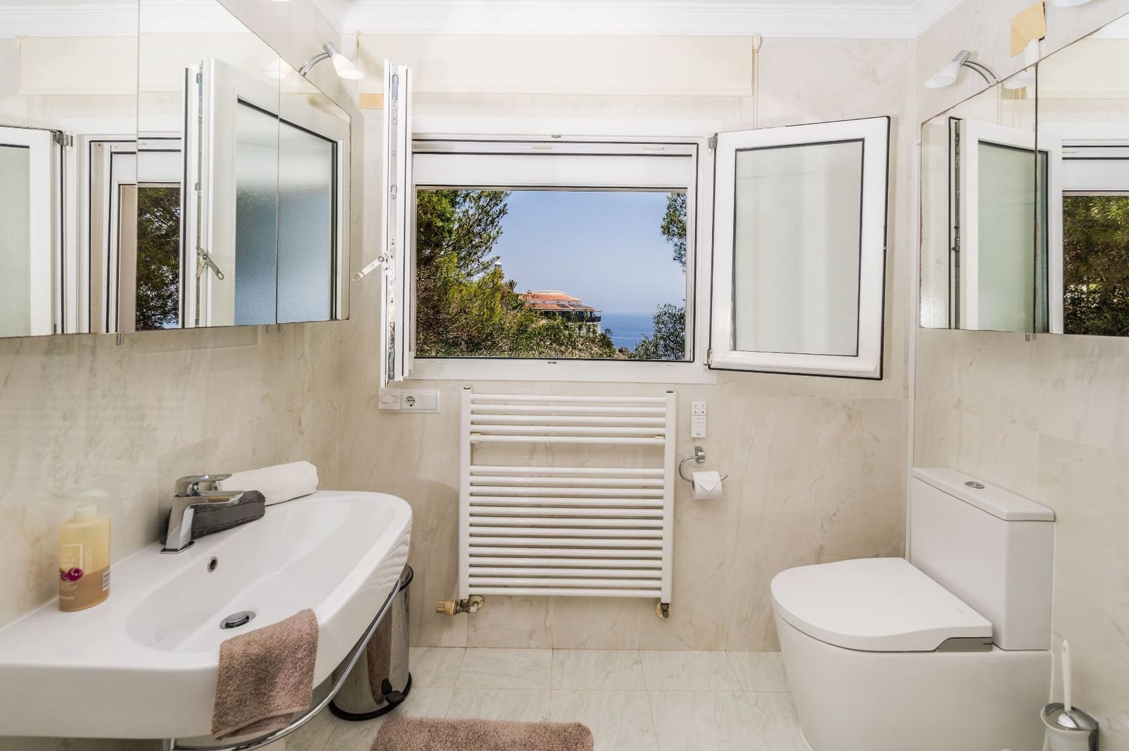 4 bedroom Villa for sale in Javea / Xabia with pool garage - € 3,500,000 (Ref: 9072085)