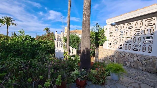 3 bedroom Villa for sale in Dénia with pool garage - € 430,000 (Ref: 9072087)