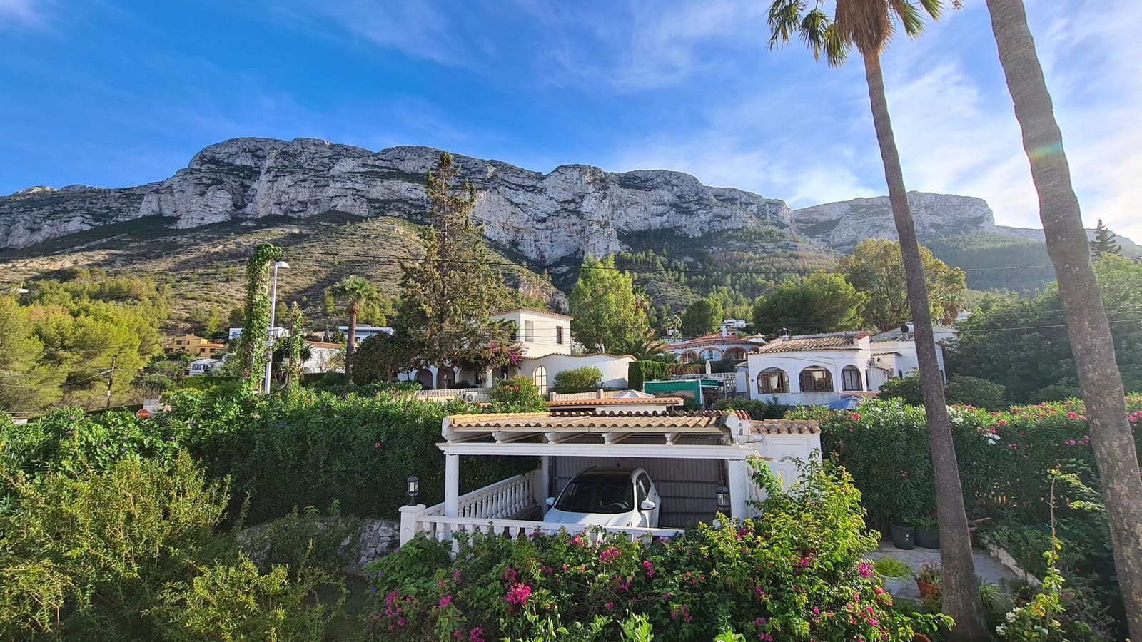 3 bedroom Villa for sale in Denia with pool garage - € 430,000 (Ref: 9072087)