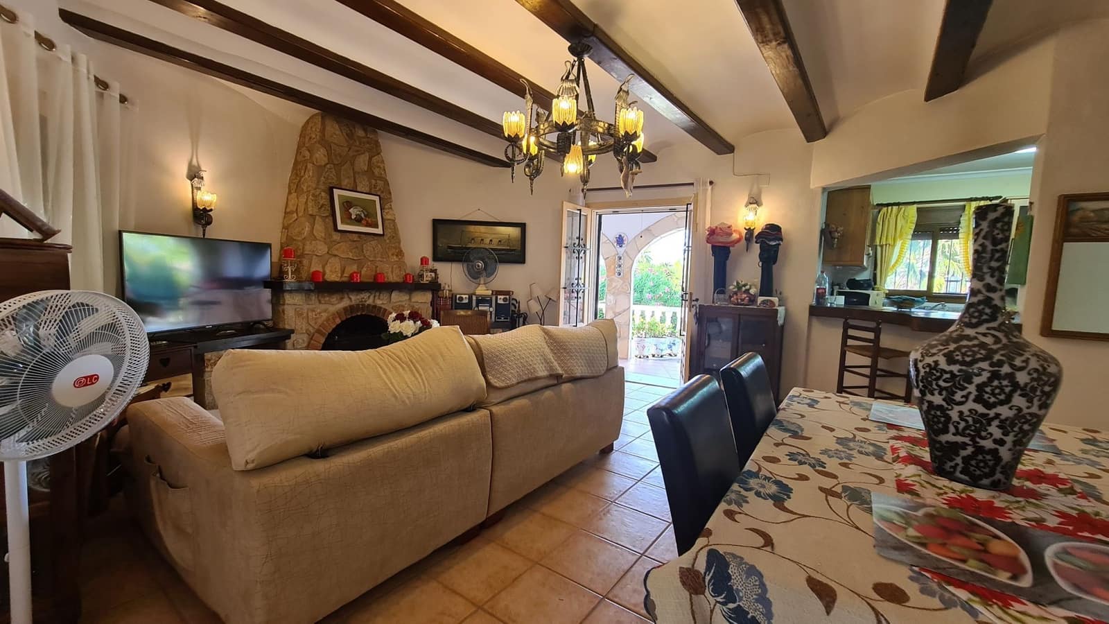 3 bedroom Villa for sale in Denia with pool garage - € 430,000 (Ref: 9072087)