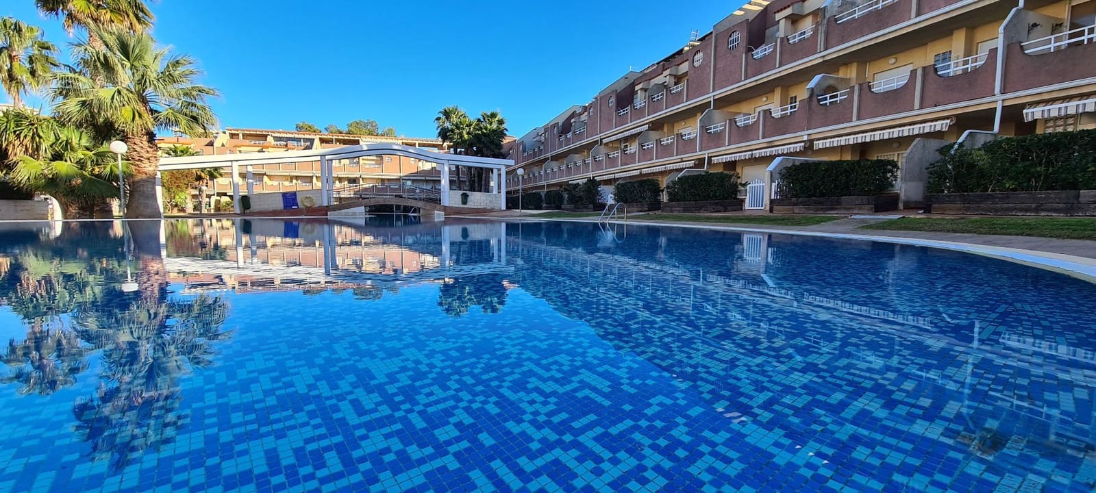 3 slaapkamer Penthouse te koop in Denia met zwembad garage - € 315.000 (Ref: 9072094)