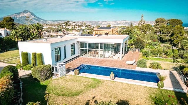 Chalet de 4 habitaciones en Cap Martí - El Tossalet - Pinomar, Javea / Xàbia en venta con piscina garaje - 2.000.000 € (Ref: 9072095)