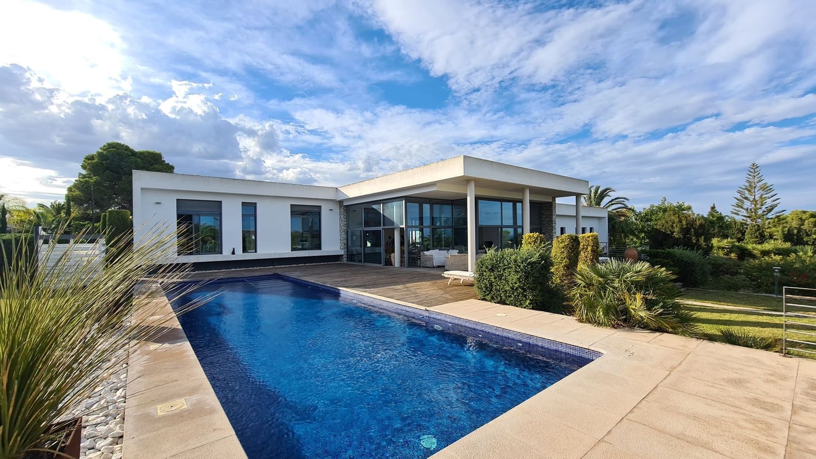 4 makuuhuone Huvila myytävänä paikassa Javea / Xabia mukana uima-altaan 
autotalli - 2 000 000 € (Ref: 9072095)