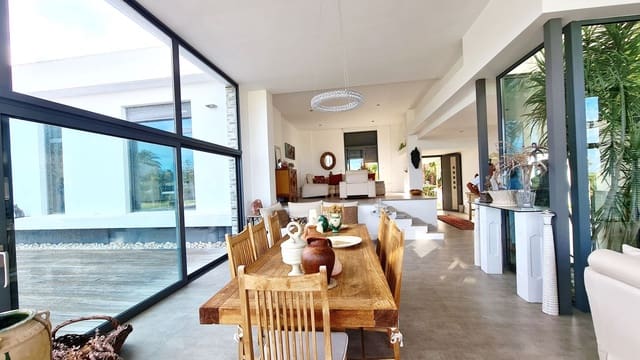 Chalet de 4 habitaciones en Cap Martí - El Tossalet - Pinomar, Javea / Xàbia en venta con piscina garaje - 2.000.000 € (Ref: 9072095)